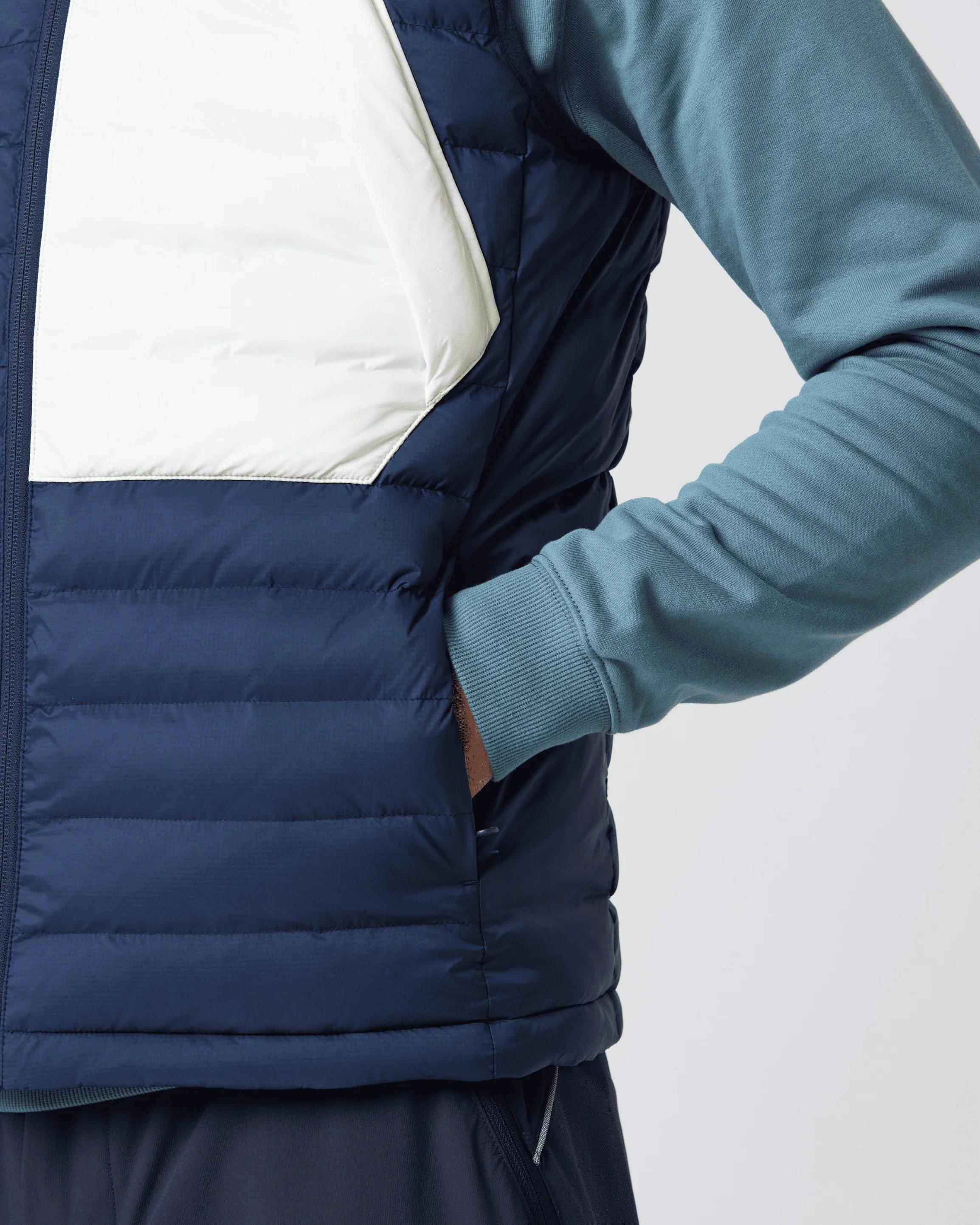 Bergen Gilet - Navy/Off White - Image 6
