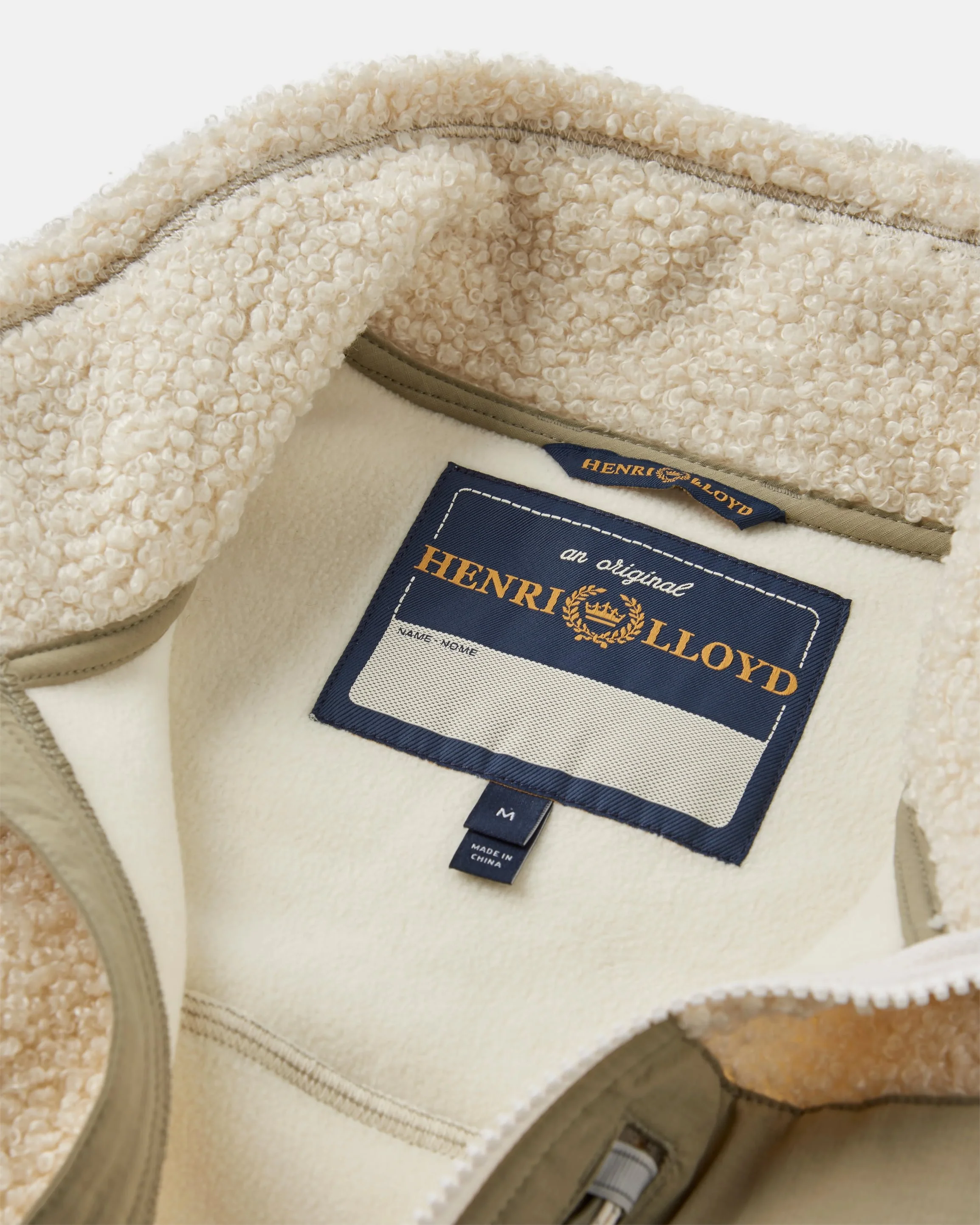 Craster Fleece Gilet - Off White/Kelp - Image 5