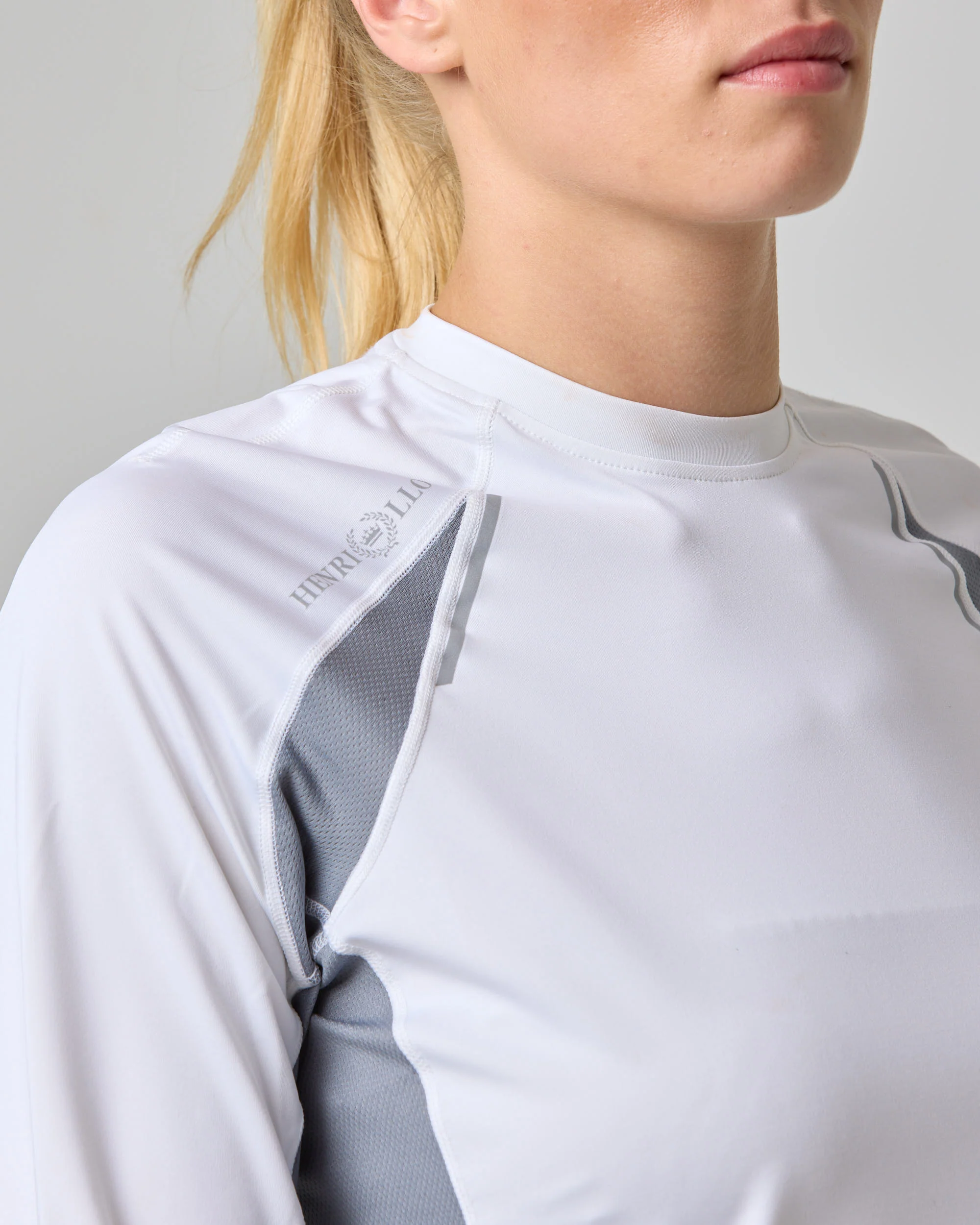 Women's Dynamic Dri Fast Long Sleeve Tee - White - Image 4