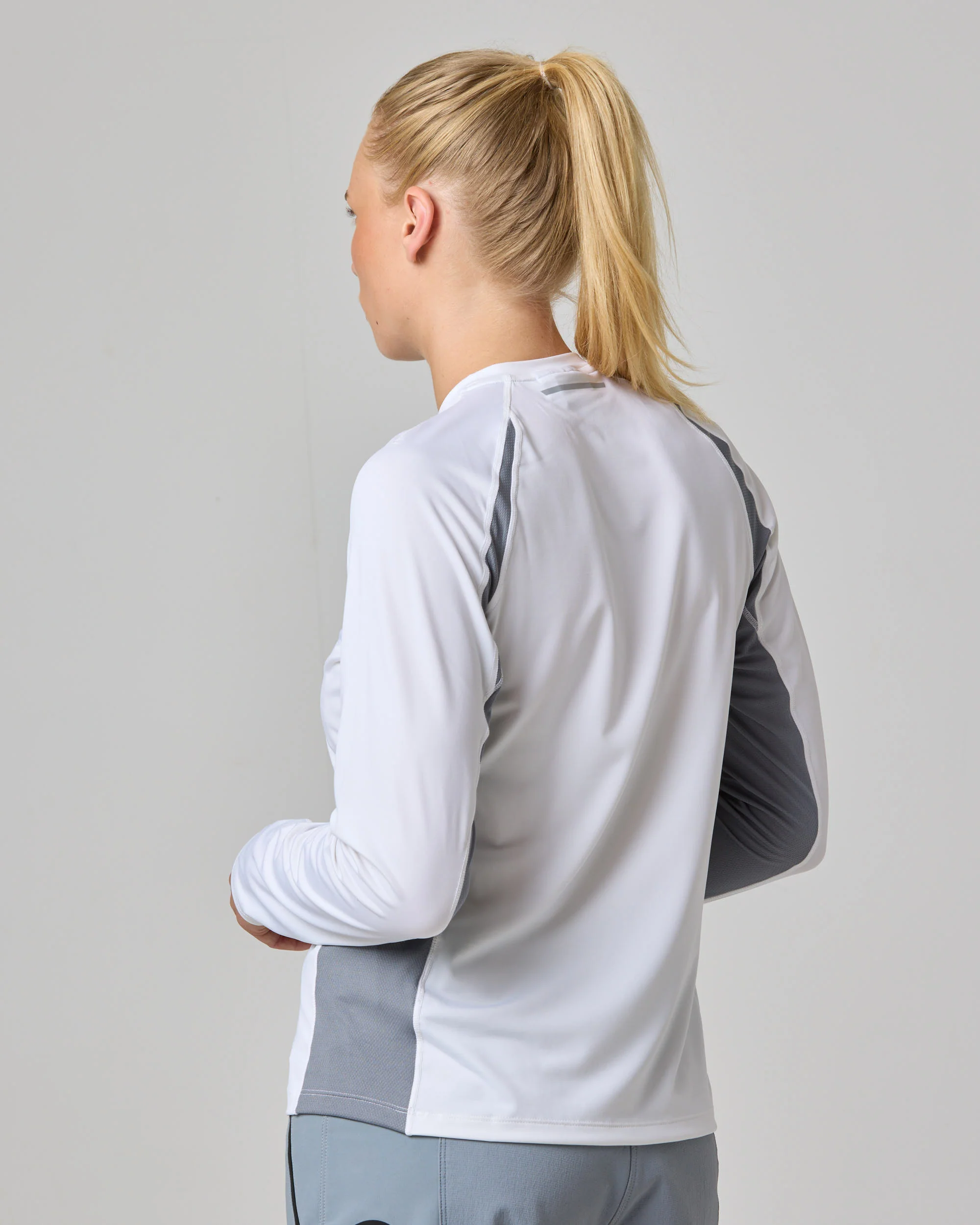 Women's Dynamic Dri Fast Long Sleeve Tee - White - Image 7