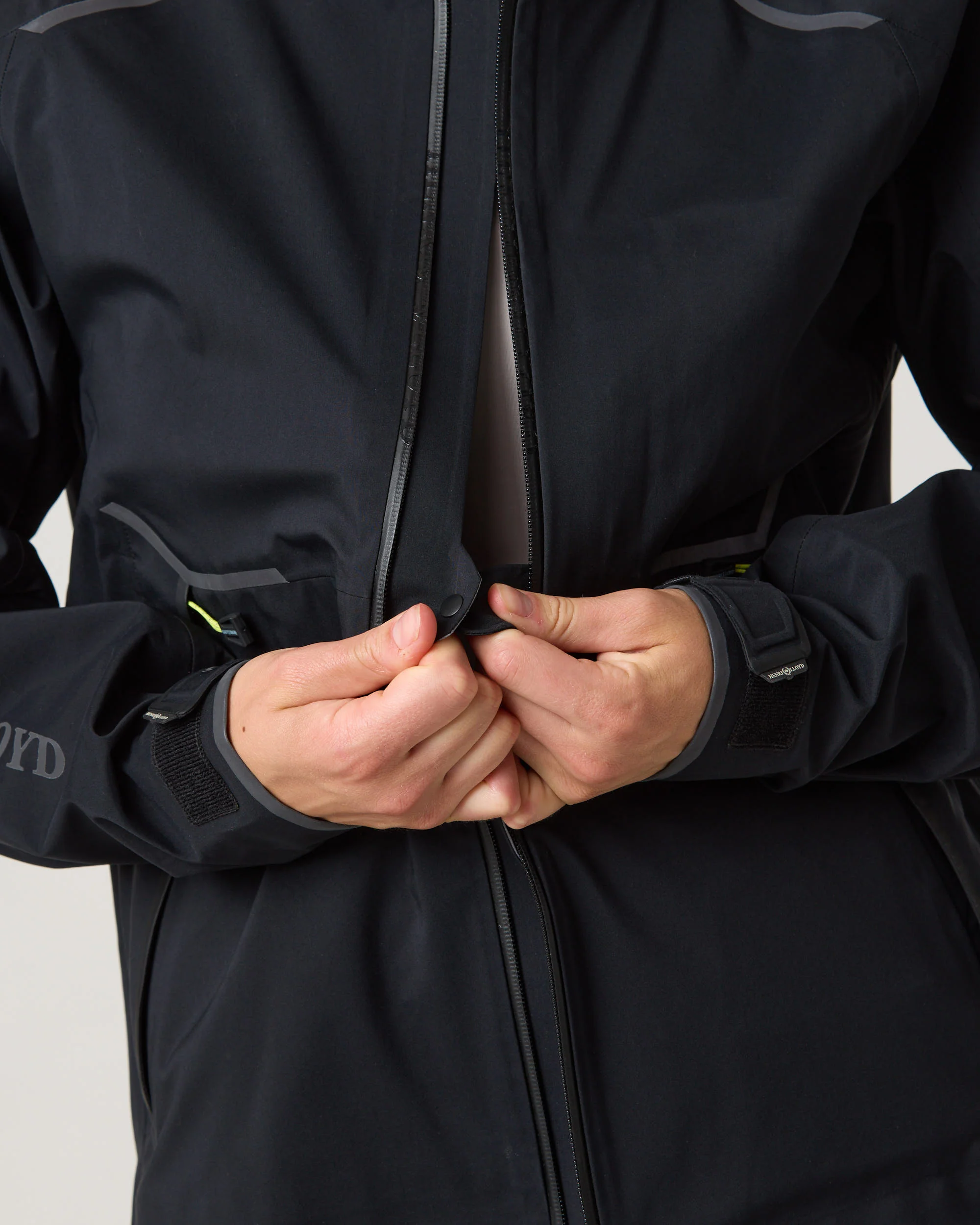 Dynamic Jacket Women's - Black - Image 9