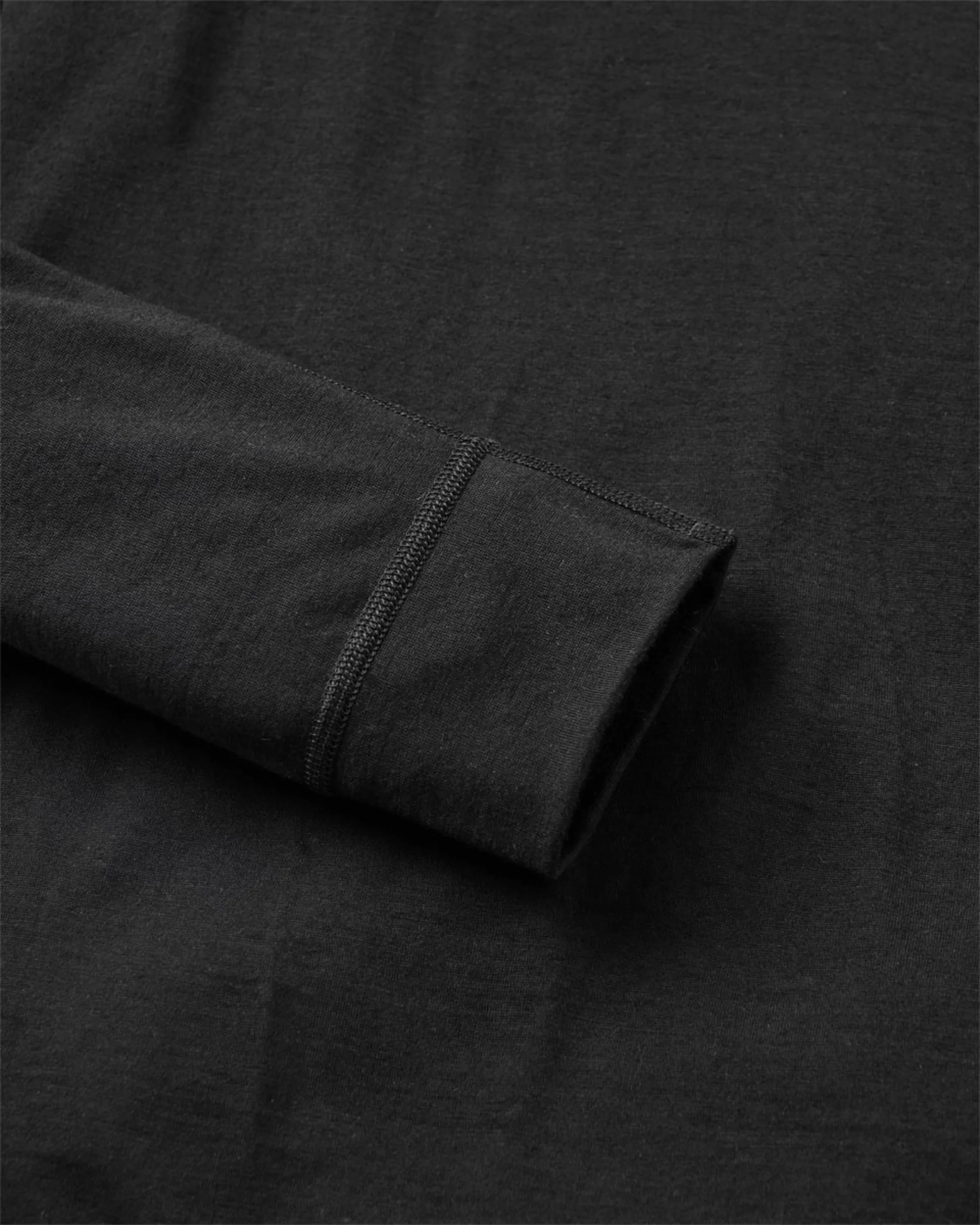 Merino 200 Zip Top - Black - Image 5