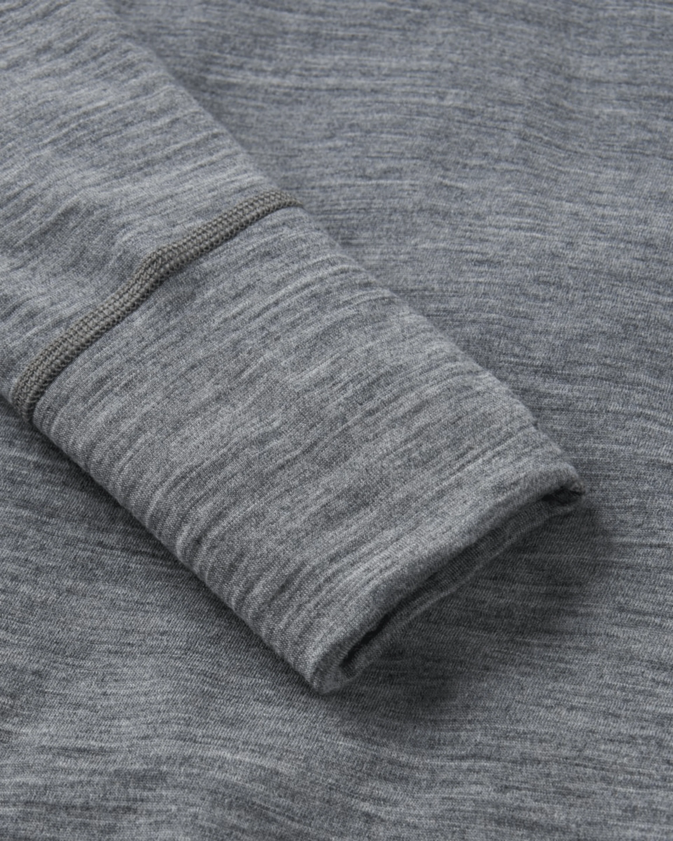 Merino 200 Zip Top wmn - Grey - Image 4